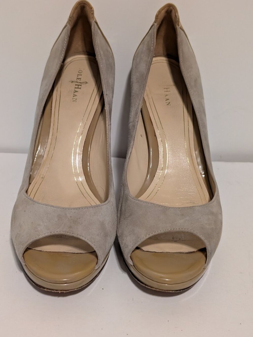 Cole Haan Nike Air Chelsea OT Pump in Maple Patent and Suede Women US size 8.5 B